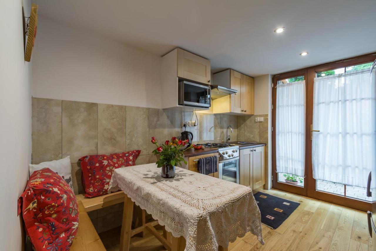 Pokoje I Apartamenty Centrum - Willa Bajeczka Zakopane Exterior foto